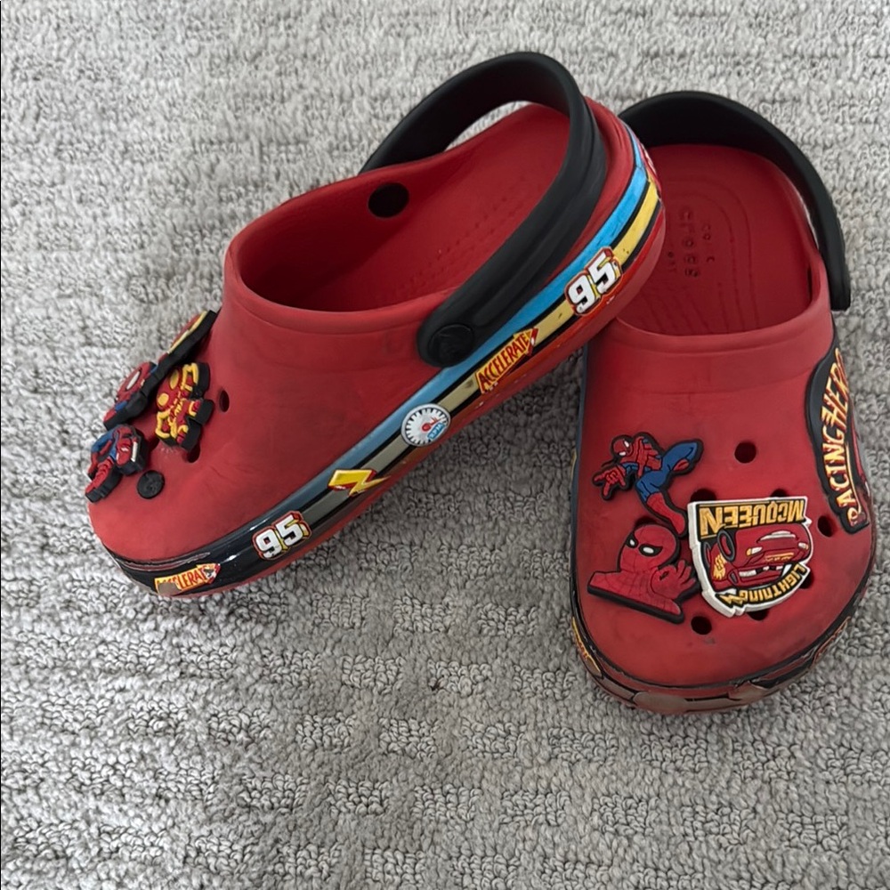 Lightning McQueen crocs sz. C10